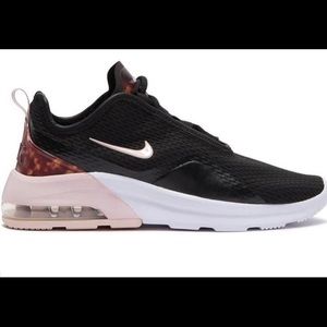 Womens Nike Air Max Motion 2